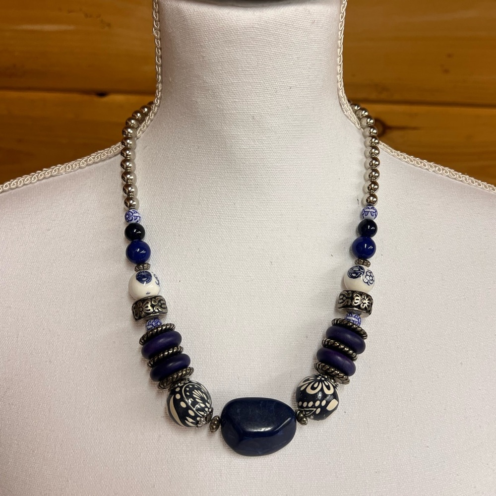 Elegant Blue and Silver Beaded Necklace